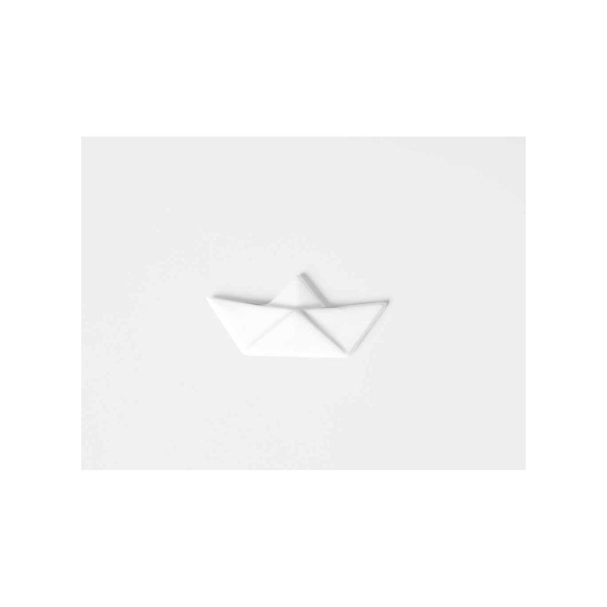 Porcelain Magnet Boat DisplayStk.