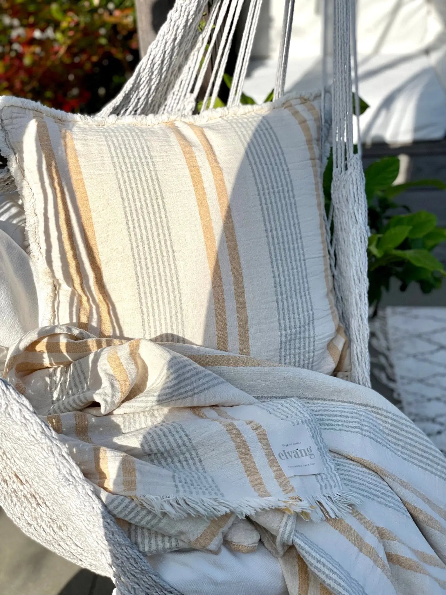 Iris Cushion 50x50cm - Elvang - 5061