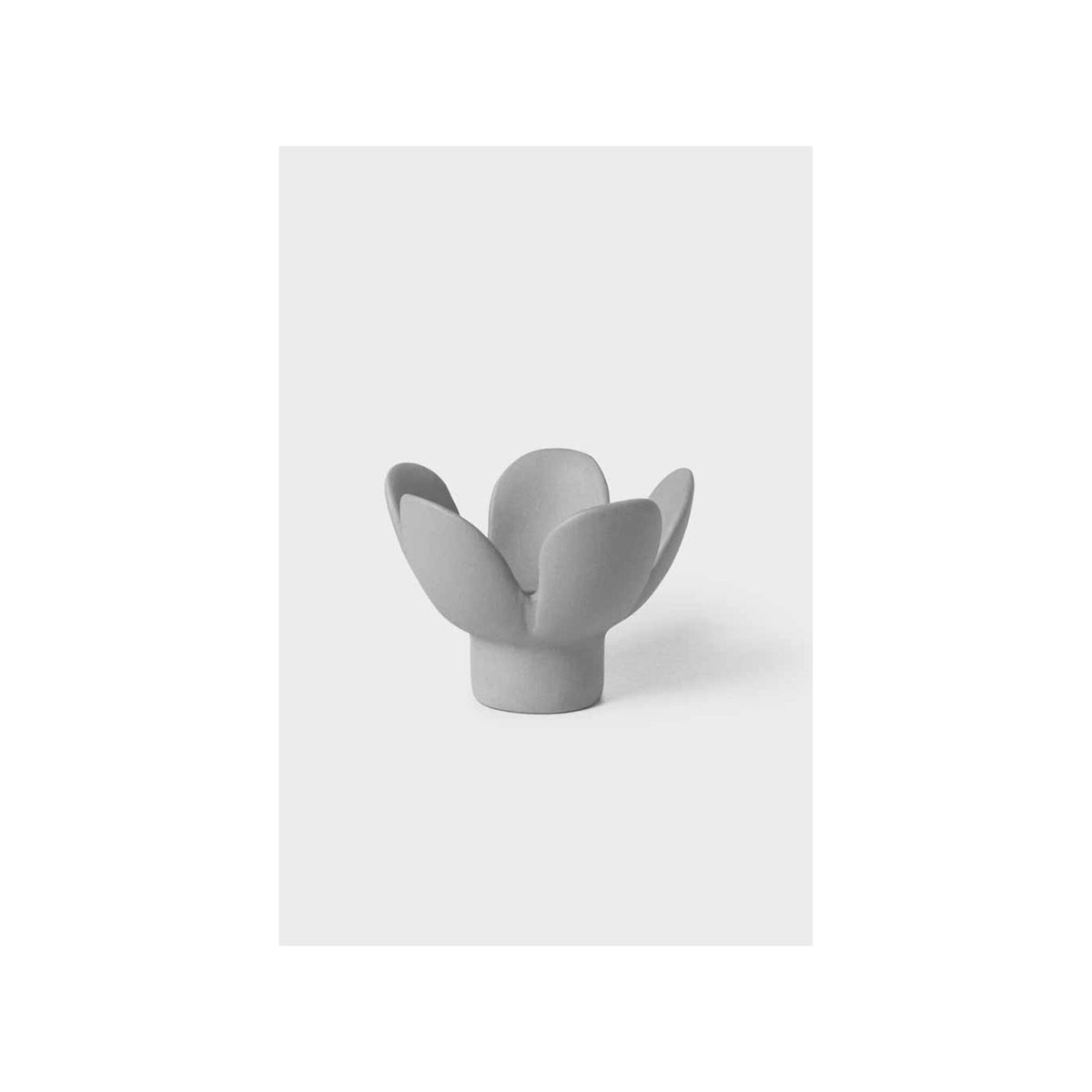 Candle Holder Flower Grau