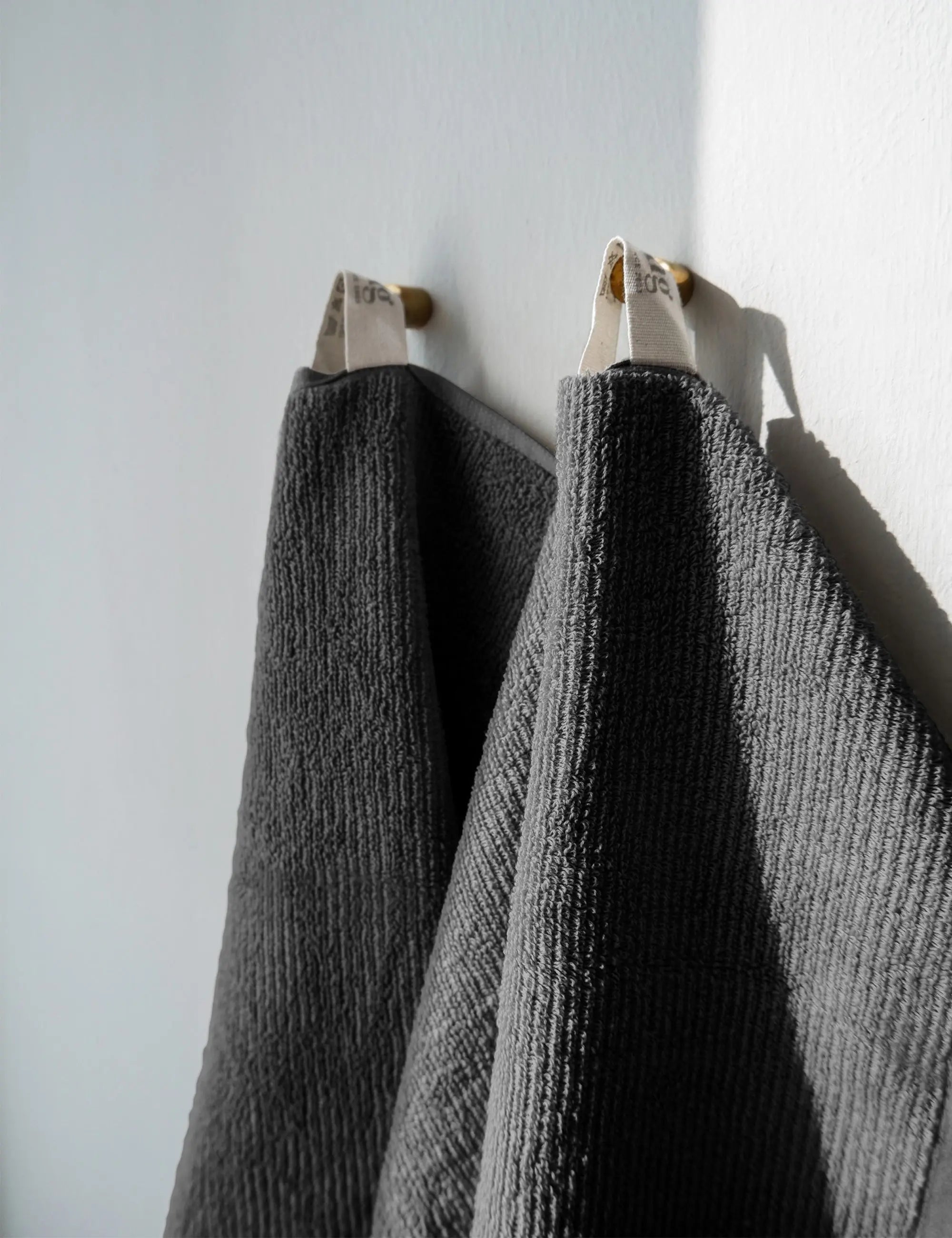 Elegance Bath Towel Grey 70 x 240 cm Elvang