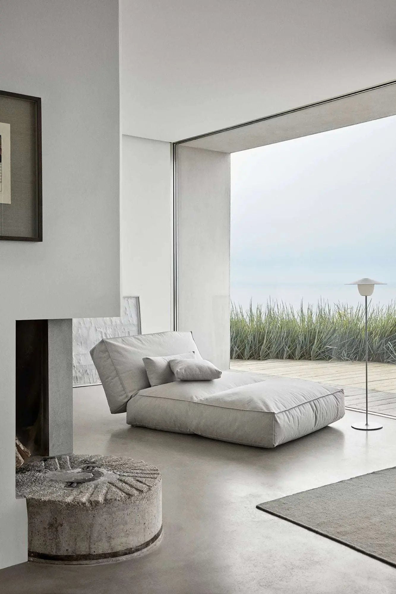 Blomus Day Bed & Cushion - Stay Collection