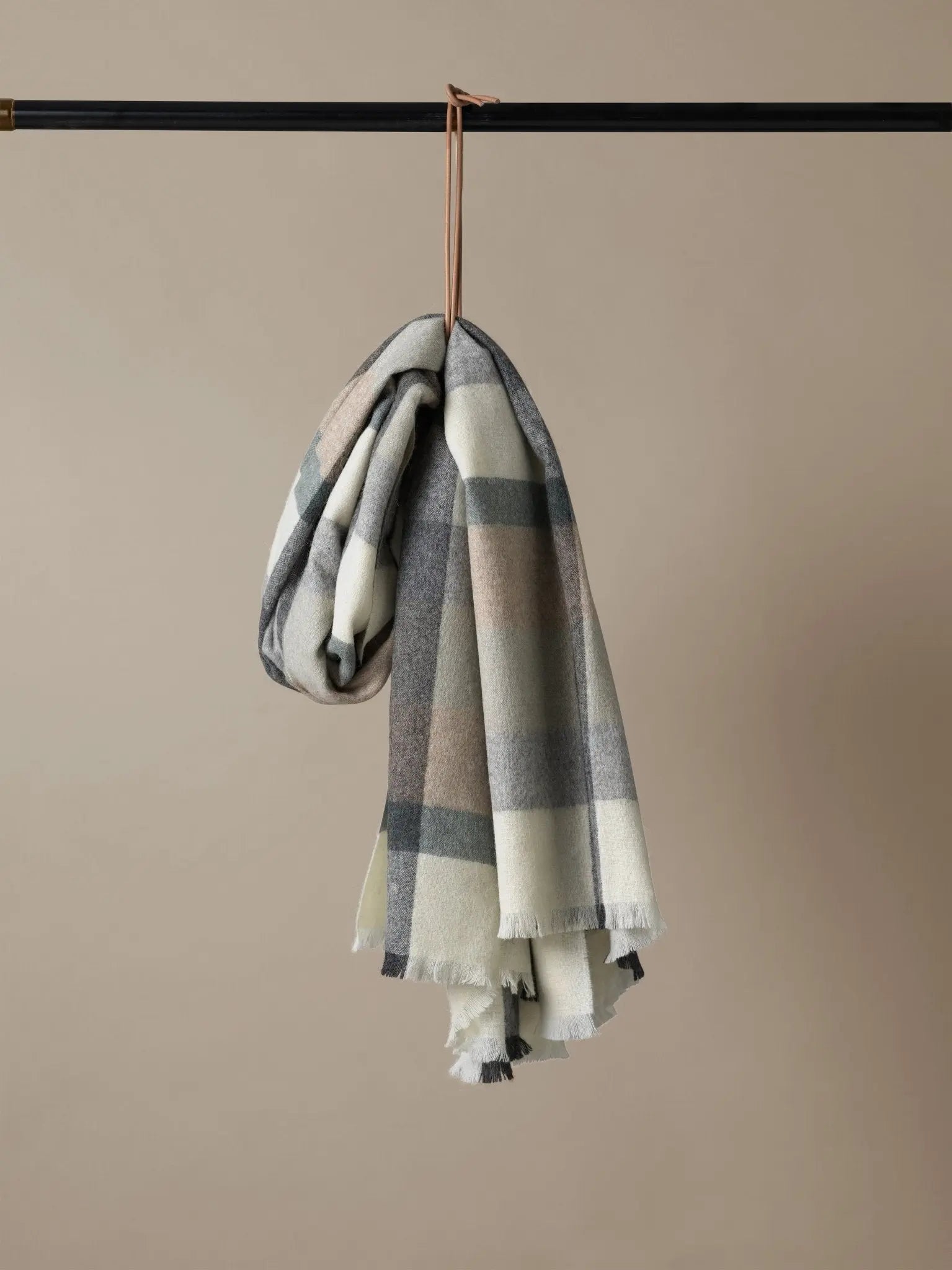 Intersection Throw - Elvang - 7204