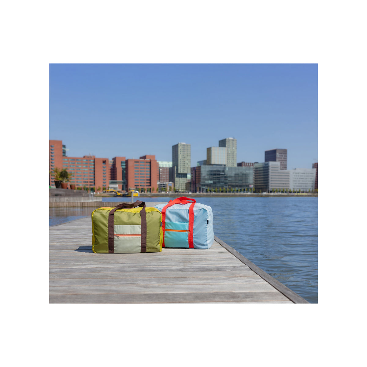 Remember Travel Bag - Spacious & Versatile