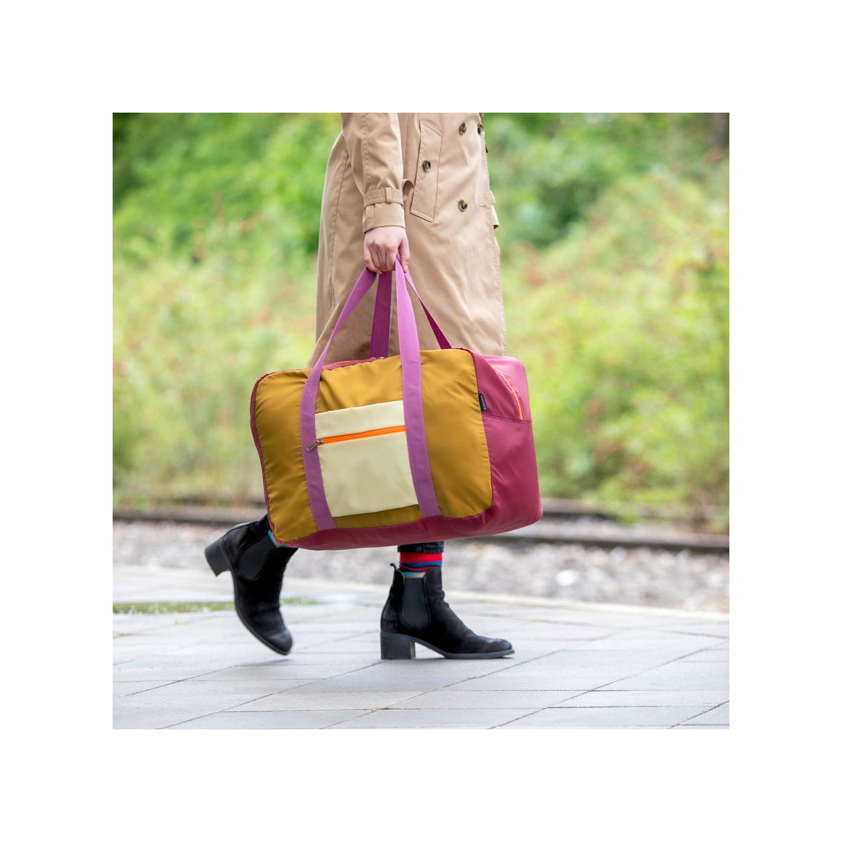 Remember Travel Bag - Spacious & Versatile