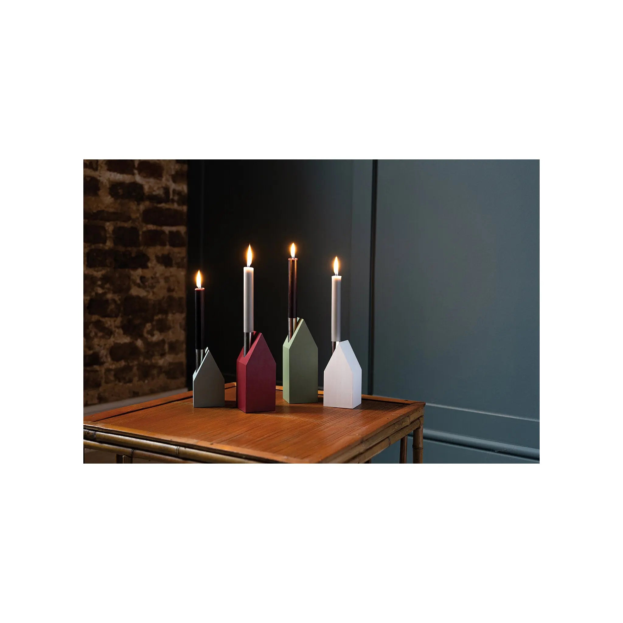 House-shaped candleholders, set of 4 Remember