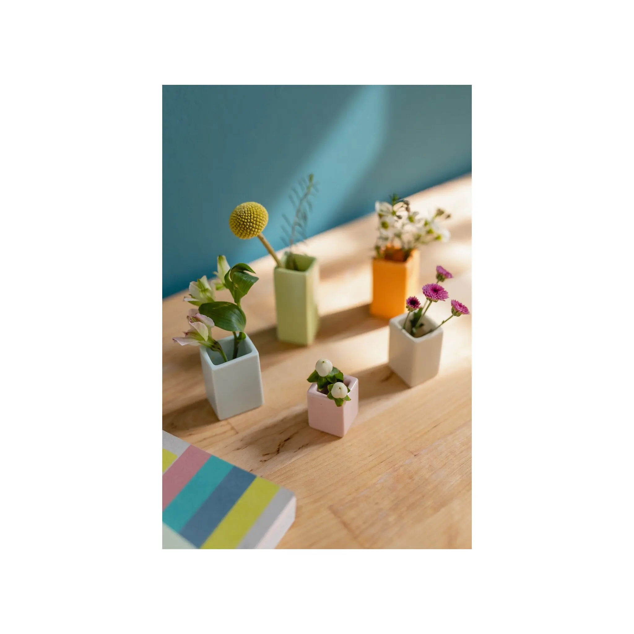 Mini vases, Set of 5 - Multicoloured Remember