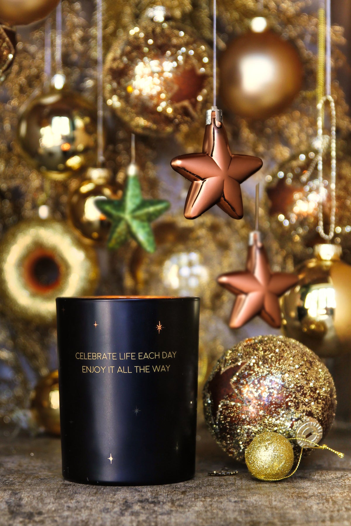 My Flame Lifestyle Scented soy candle (in Glass Jar with Wooden Wick) Wood / "Celebrate life each day, enjoy it all the way"