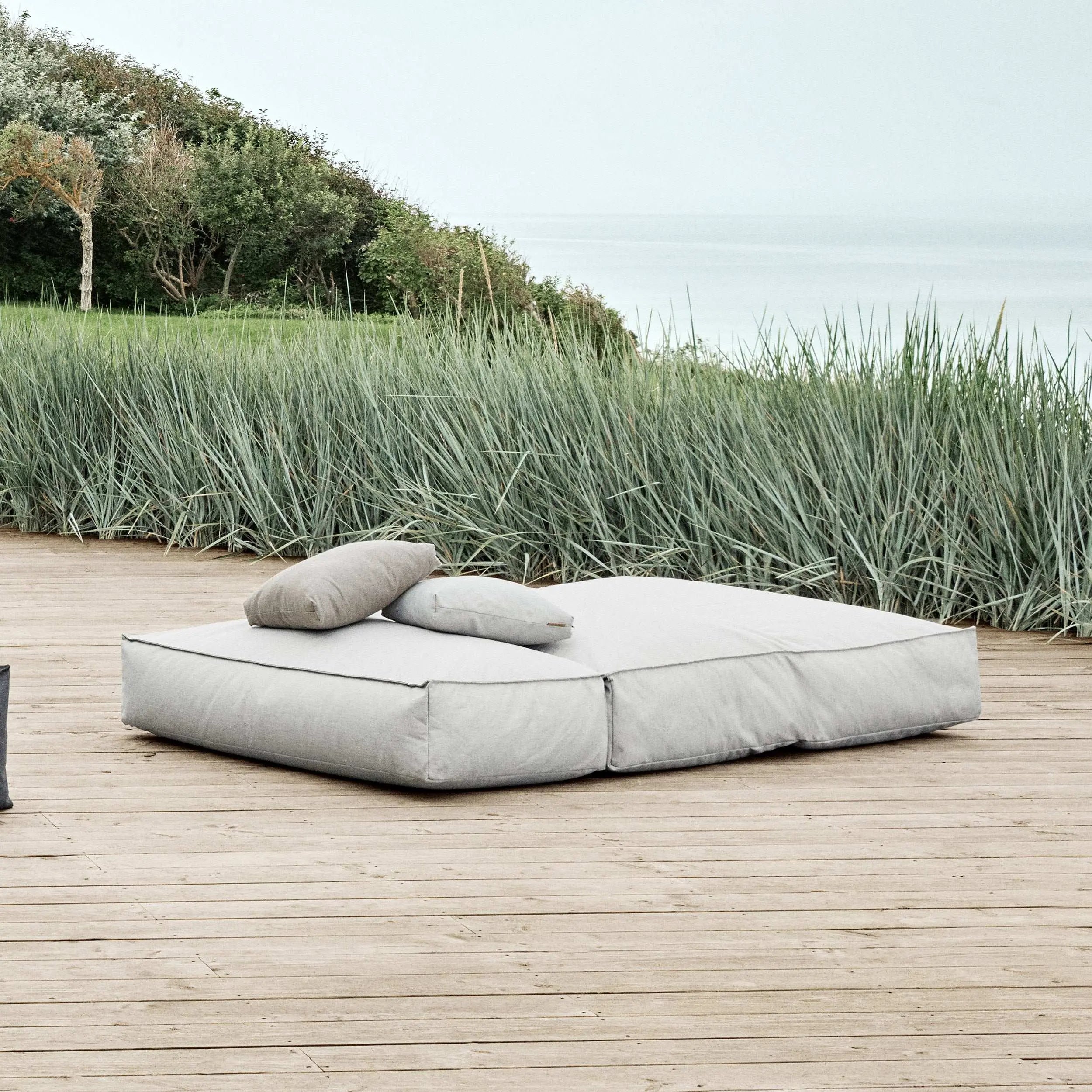 Blomus Day Bed & Cushion - Stay Collection